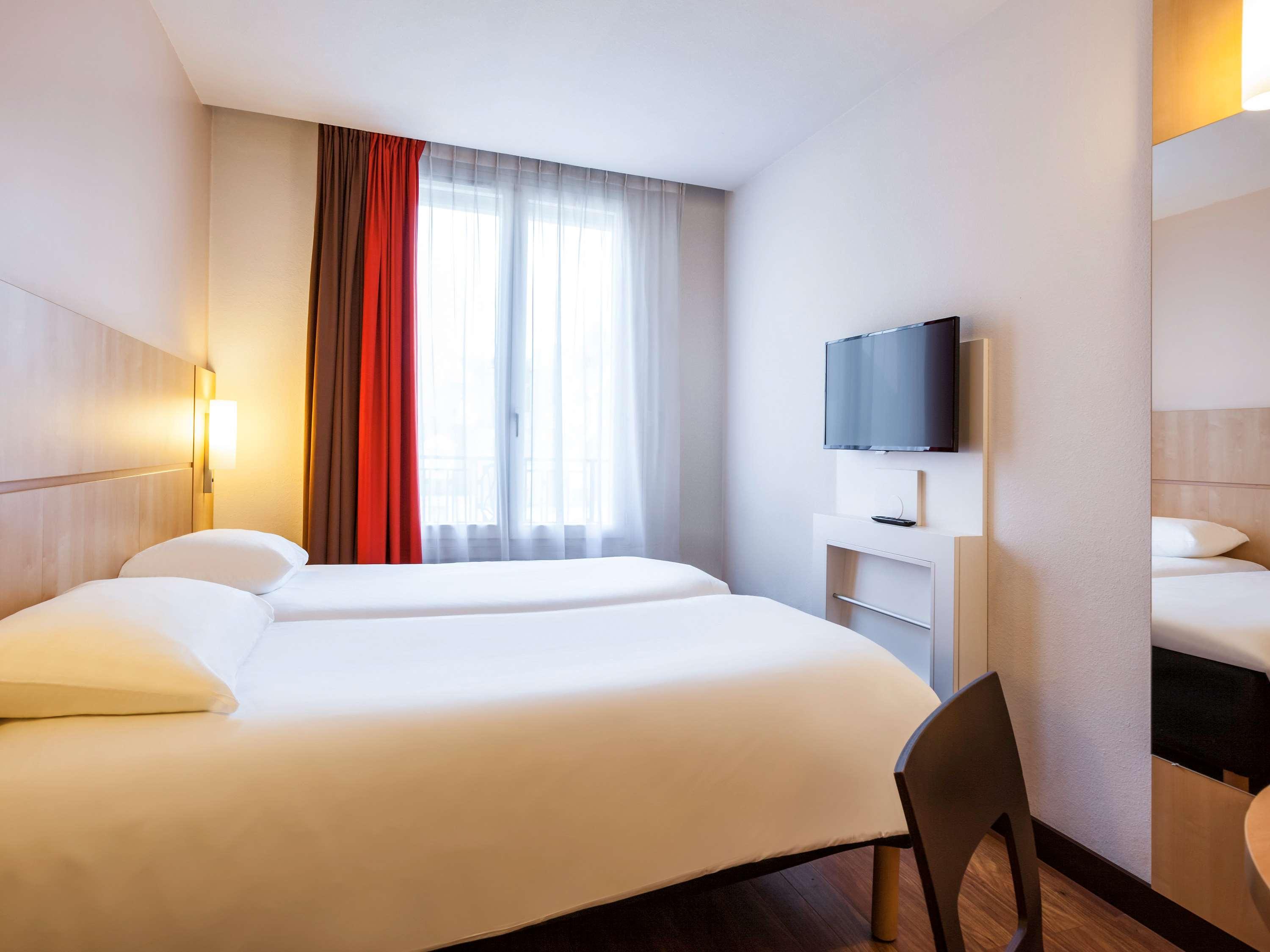 Ibis Paris Gare De L Est 10Eme Hotel Exterior foto